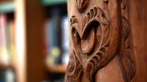 Maori carving